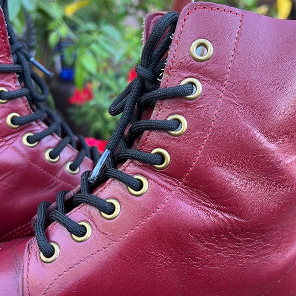 🏴 RARE FIND Dr. Martens MIE “Dr. Martens by Solovair” Vintage Boots - Picture 12 of 17